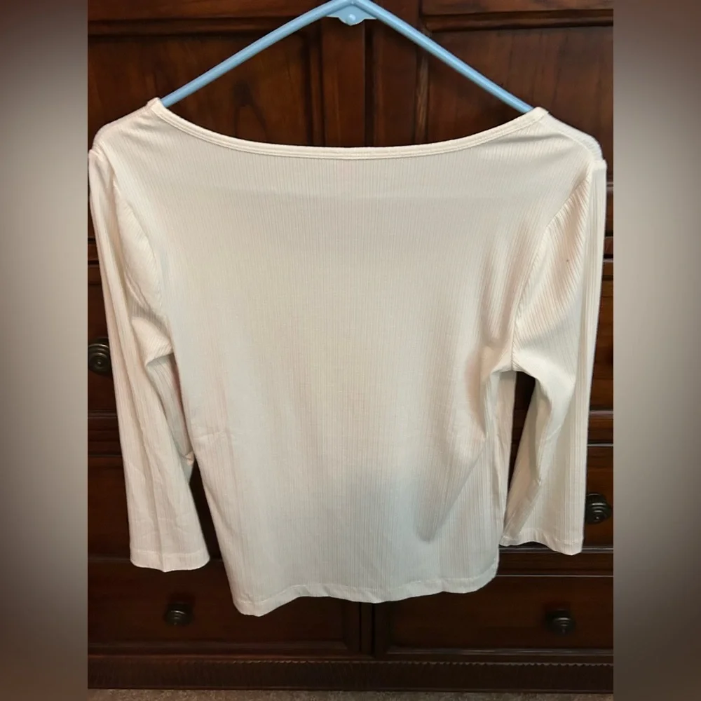 NWT SPANX *GREAT PRICE* Powder Scoop Neck Ribbed Top, Size MEDIUM - Picture 10 of 16